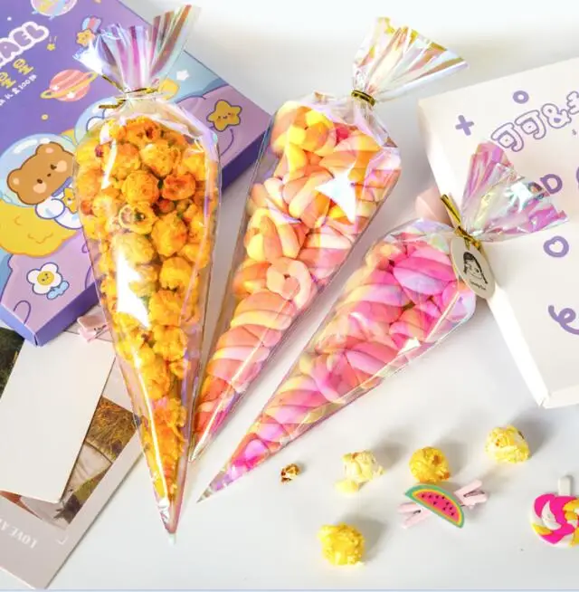 50pcs Colorful Triangle Gift Bags Cones Transparent DIY Candy Bag Wedding Favors Birthday Party Decoration
50pcs Colorful Triangle Gift Bags Cones Transparent DIY Candy Bag Wedding Favors Birthday Party Decoration