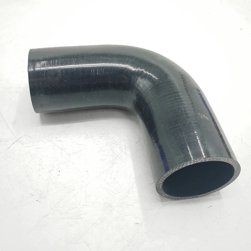 Колено 76 мм, 90 градусов, уменьшающее силиконовую трубу для шланга
Колено 76 мм, 90 градусов, уменьшающее силиконовую трубу для шланга