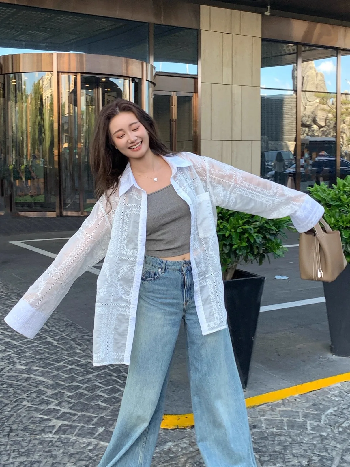 Summer White Lyocell Breathable Small Square Collar Water Soluble Embroidered Hollow Loose Slimming Simple Long Sve Women'...
Summer White Lyocell Breathable Small Square Collar Water Soluble Embroidered Hollow Loose Slimming Simple Long Sve Women'...