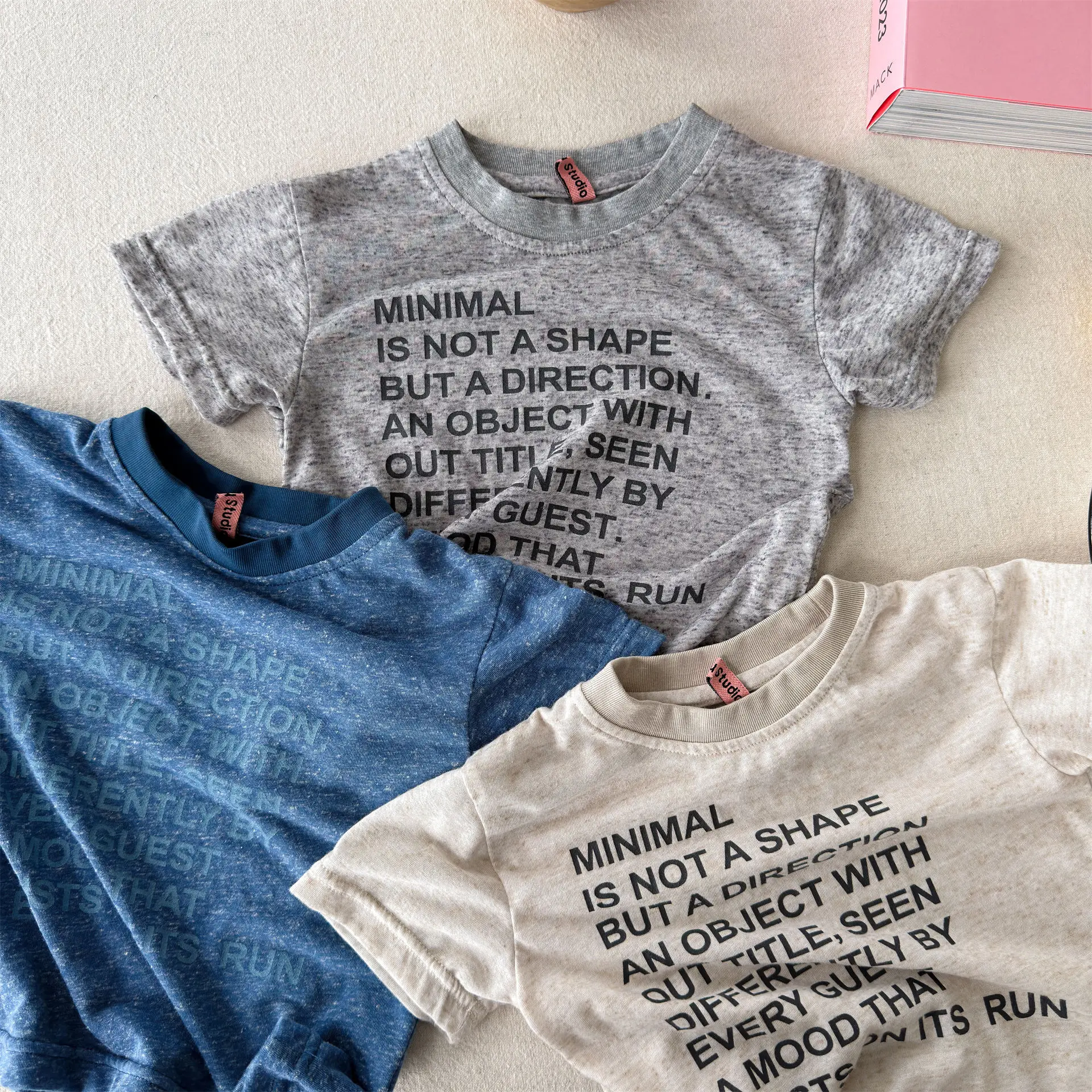 2026 Summer New Children Short Sleeve T Shirts Cotton Boys Girls Letter Print Tee Toddler Loose O-neck Tops Kids Clothes
2026 Summer New Children Short Sleeve T Shirts Cotton Boys Girls Letter Print Tee Toddler Loose O-neck Tops Kids Clothes