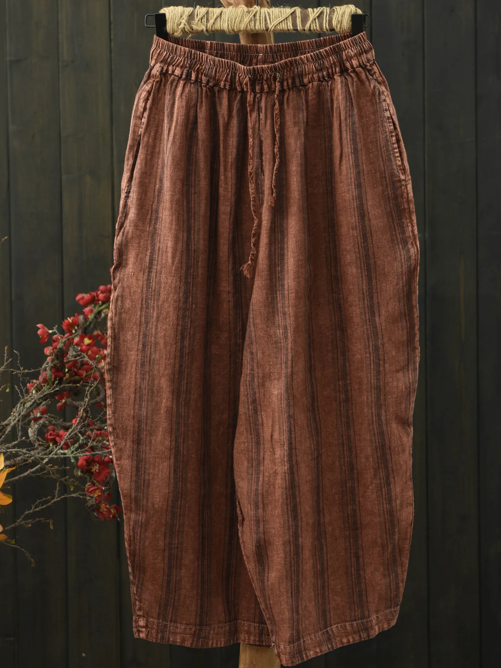 Women's Casual Linen Lantern Pants Striped Nine Points Summer Thin Breathable Loose Fit Comfortable Skin-Friendly Trousers
Women's Casual Linen Lantern Pants Striped Nine Points Summer Thin Breathable Loose Fit Comfortable Skin-Friendly Trousers