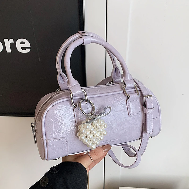 Summer Fashion Handheld Small Square Bags Women Simple Texture Bowling Handbags Casual Travel Crossbody Bag with Pendant
Summer Fashion Handheld Small Square Bags Women Simple Texture Bowling Handbags Casual Travel Crossbody Bag with Pendant