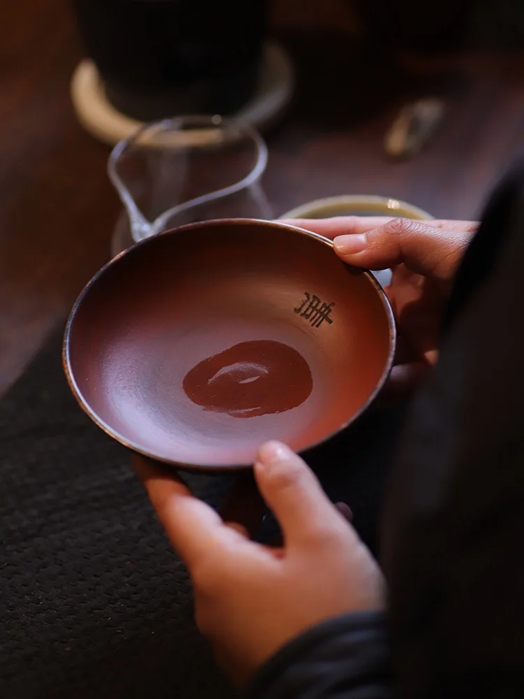 Handmade Purple Clay Teapot with Copper Dry Puff Plate round Poem And Article Jingdezhen Handmade Vintage Circular Mat
Handmade Purple Clay Teapot with Copper Dry Puff Plate round Poem And Article Jingdezhen Handmade Vintage Circular Mat
