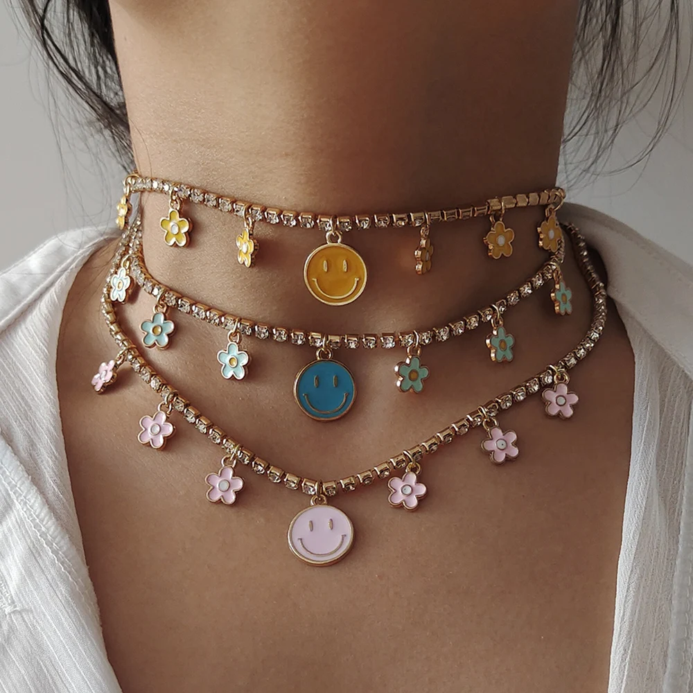 Smiley Face & Butterfly Pendants Necklace for Women Good Quality Rhinestone Crystal Chain Chokers Necklace Accessories
Smiley Face & Butterfly Pendants Necklace for Women Good Quality Rhinestone Crystal Chain Chokers Necklace Accessories