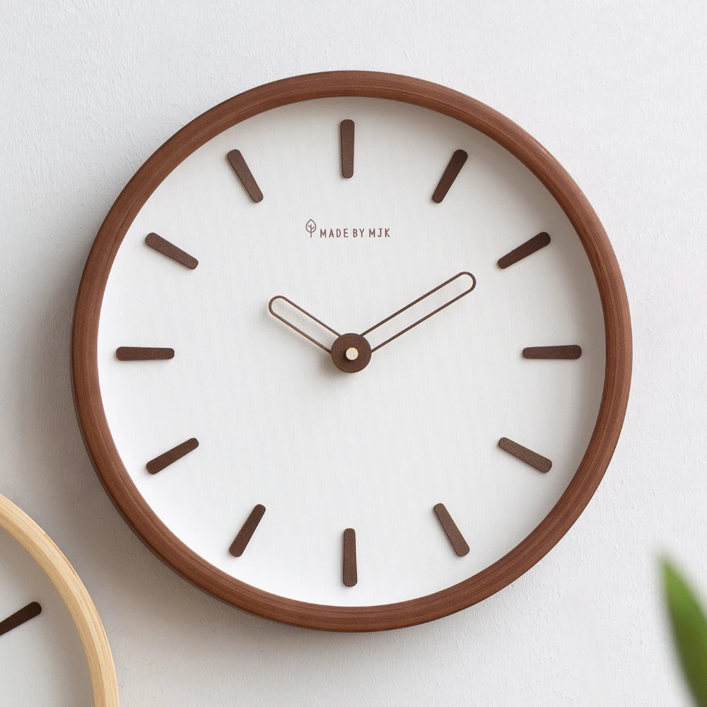 High End Solid Wood Simple Wall Clock Nordic Living Room Silent Wooden Clock Modern Home Decoration Bedroom Study Wall Watch
High End Solid Wood Simple Wall Clock Nordic Living Room Silent Wooden Clock Modern Home Decoration Bedroom Study Wall Watch