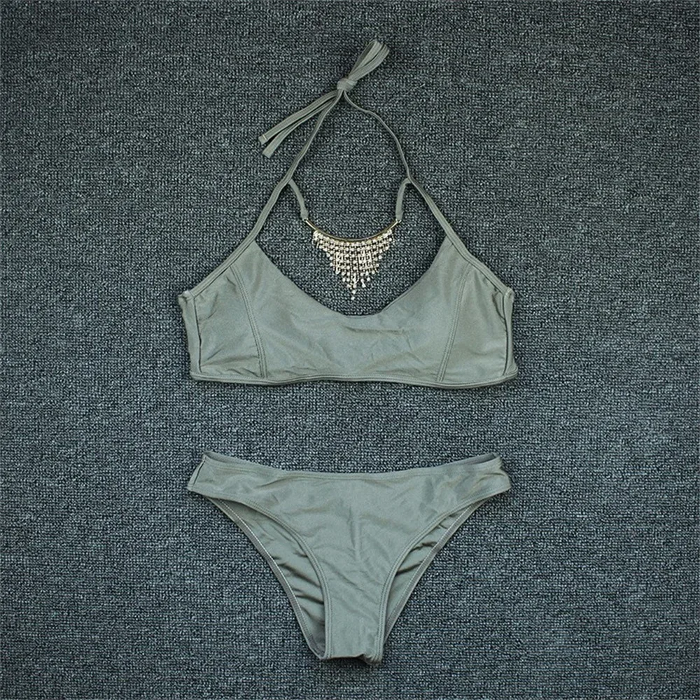 Sexy Rhinestone Tassel Bikini Halter String Bandage Backess Split Swimsuit Y2K Trend Vacation Swimwears Women Beach Bathing Suit
Sexy Rhinestone Tassel Bikini Halter String Bandage Backess Split Swimsuit Y2K Trend Vacation Swimwears Women Beach Bathing Suit