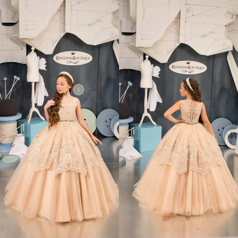 Lace Appliques Flower Girl Dresses for Wedding Ball Gown Sleeveless Floor Length Holiday Prom Dress
Lace Appliques Flower Girl Dresses for Wedding Ball Gown Sleeveless Floor Length Holiday Prom Dress
