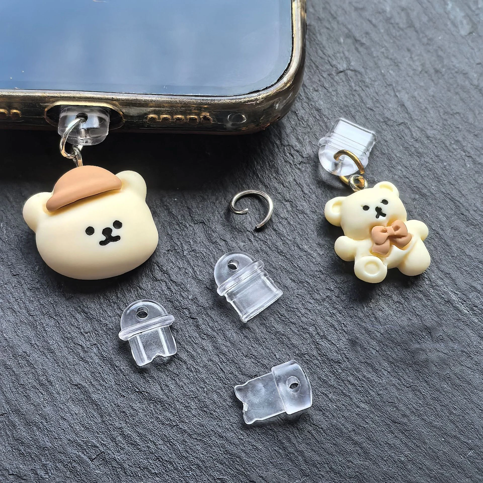 3 шт., противопыльная заглушка «сделай сам», прозрачная пылезащитная заглушка для зарядного порта для IPhone Type C, Android, защитная крышка, подвеска для мобильного телефона
3 шт., противопыльная заглушка «сделай сам», прозрачная пылезащитная заглушка для зарядного порта для IPhone Type C, Android, защитная крышка, подвеска для мобильного телефона