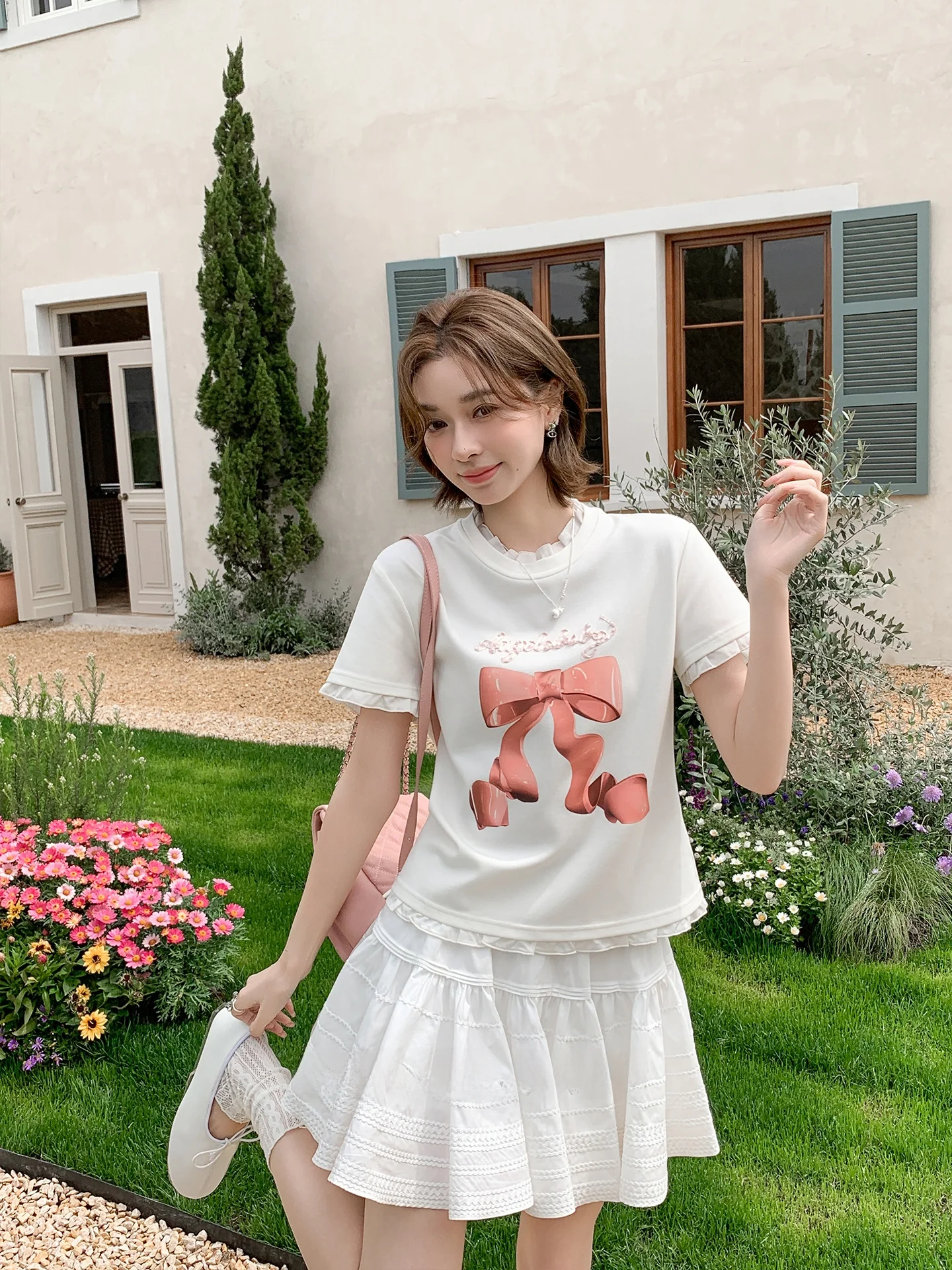 Short Sleeve round Neck T-Shirt Women's Knot Print Flounce Spring Fashion Commute Style Standard Fit Ladies Top
Short Sleeve round Neck T-Shirt Women's Knot Print Flounce Spring Fashion Commute Style Standard Fit Ladies Top