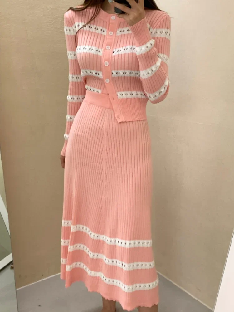 NMZMStriped Knitted Two Piece Women's Sweater Cardigan Top+Long Skirt Set Women's Office Women's Two Piece Set 2022
NMZMStriped Knitted Two Piece Women's Sweater Cardigan Top+Long Skirt Set Women's Office Women's Two Piece Set 2022