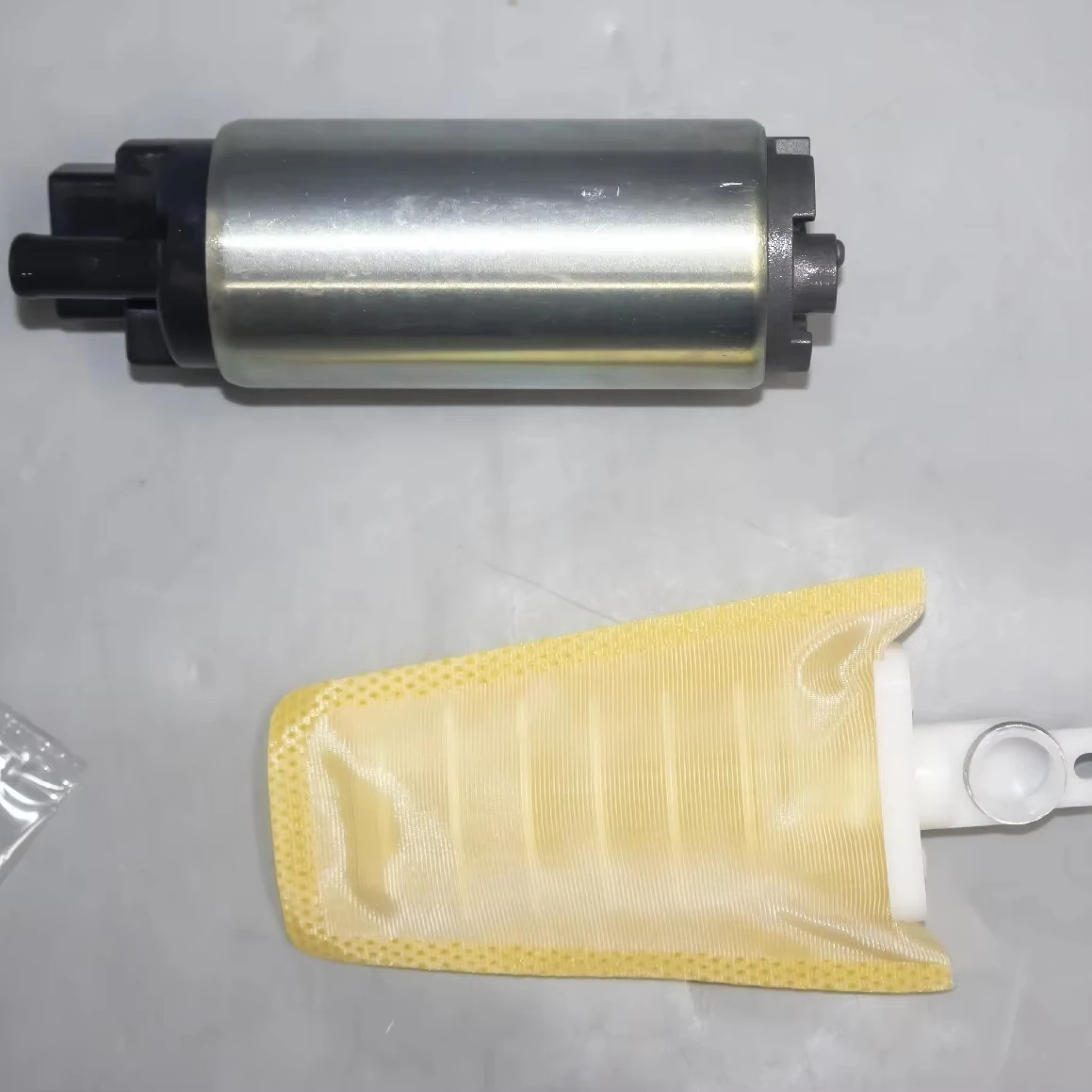 DOPSON Auto Parts Electric Fuel Pump 23221-31150 23221-28280 For Pump 23221-46040 23220-31370 2322128280
DOPSON Auto Parts Electric Fuel Pump 23221-31150 23221-28280 For Pump 23221-46040 23220-31370 2322128280