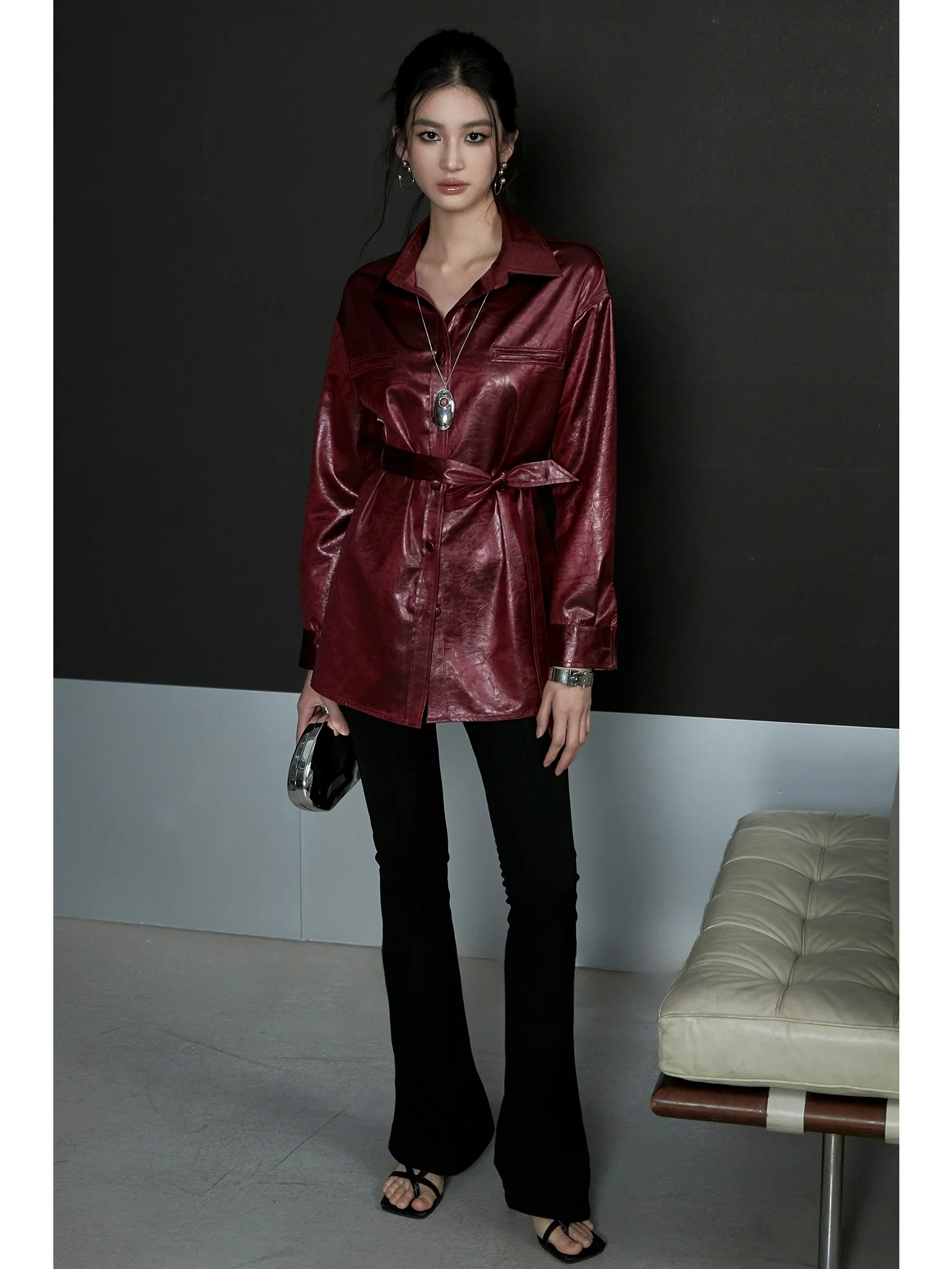 Wangxo Eco-friendly Leather Jacket Ultra Soft Colorfast New School Long Waist-cinching Belted Leather Coat Women's Fashion
Wangxo Eco-friendly Leather Jacket Ultra Soft Colorfast New School Long Waist-cinching Belted Leather Coat Women's Fashion
