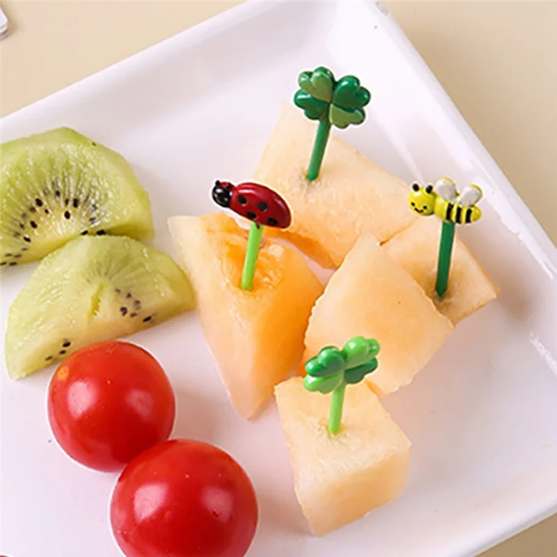 YSUN-Children's Fruit Pick Needle Sticks, Toothpick Decorations, Mini Fruit Cake Dessert Food Lunch Box Bento Accessories
YSUN-Children's Fruit Pick Needle Sticks, Toothpick Decorations, Mini Fruit Cake Dessert Food Lunch Box Bento Accessories