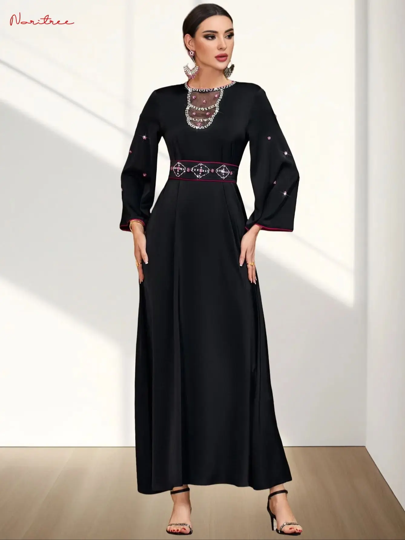 Ramadan Eid Dubai Hand Made Diamond Beading Muslim Dress Islam Abayas Women Vestidos Robe Longue Vetement Femme Musulman wy2186
Ramadan Eid Dubai Hand Made Diamond Beading Muslim Dress Islam Abayas Women Vestidos Robe Longue Vetement Femme Musulman wy2186
