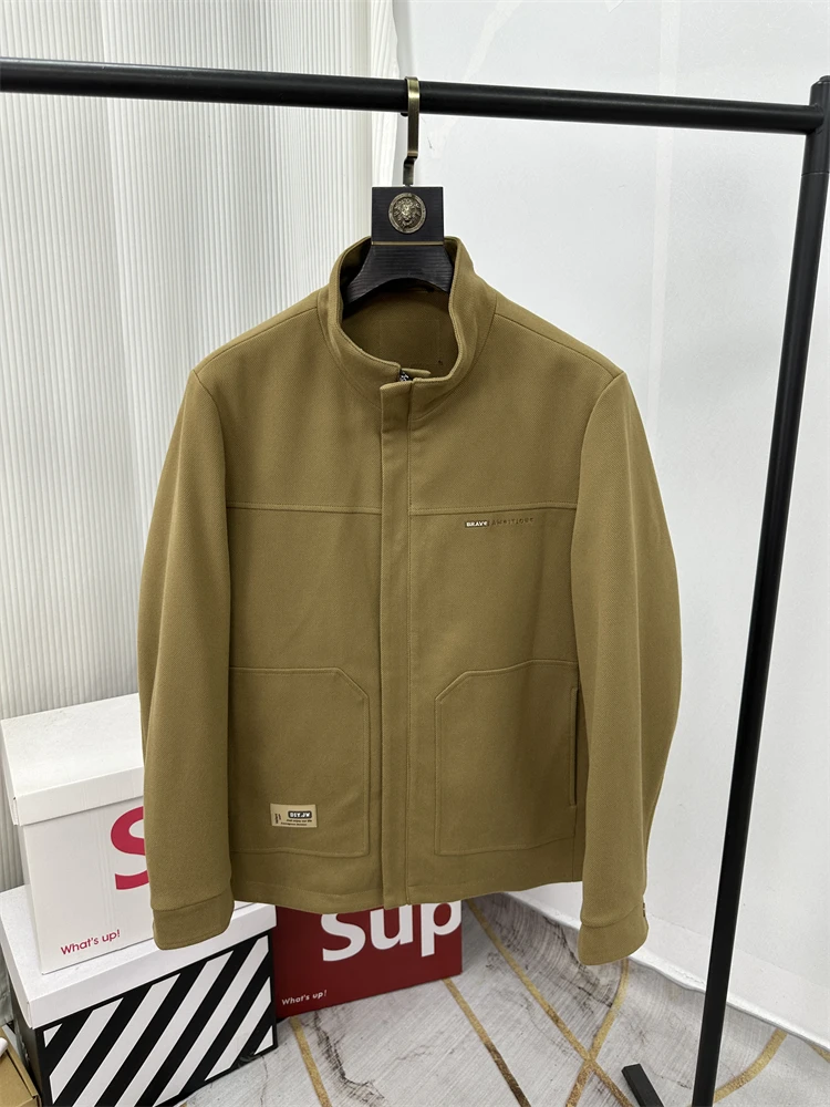 Теплая шерстяная повседневная куртка для мужчин с воротником-стойкой, удобная для поездок на работу, осенне-зимняя, утолщенная, из полиэфирного волокна, на молнии
Теплая шерстяная повседневная куртка для мужчин с воротником-стойкой, удобная для поездок на работу, осенне-зимняя, утолщенная, из полиэфирного волокна, на молнии