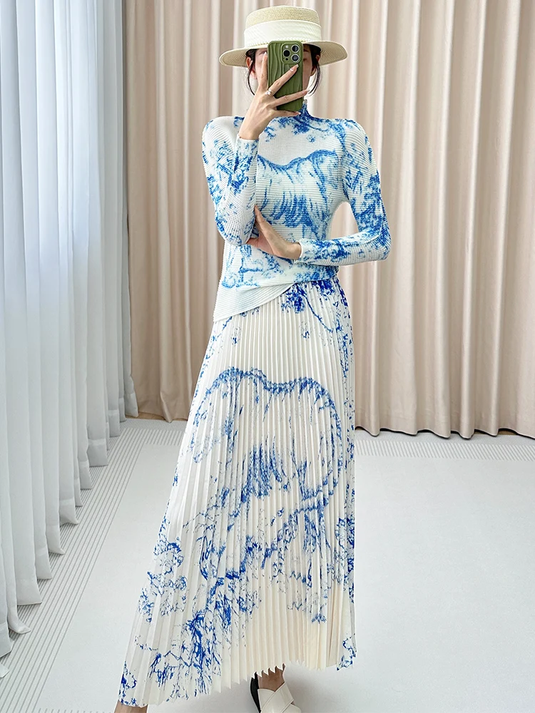 Three-Body Artistic Creation Women's Long Sleeve Printed Top And Skirt Set Autumn 2023 Polyester Fiber Folded Two-Piece Set
Three-Body Artistic Creation Women's Long Sleeve Printed Top And Skirt Set Autumn 2023 Polyester Fiber Folded Two-Piece Set