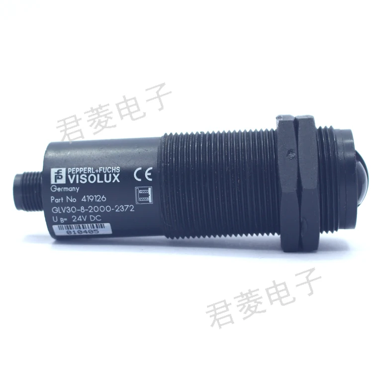 New original genuine Pepperl+Fuchs P+F GLV30-8-2000-2372 diffuse reflection sensor genuine
New original genuine Pepperl+Fuchs P+F GLV30-8-2000-2372 diffuse reflection sensor genuine