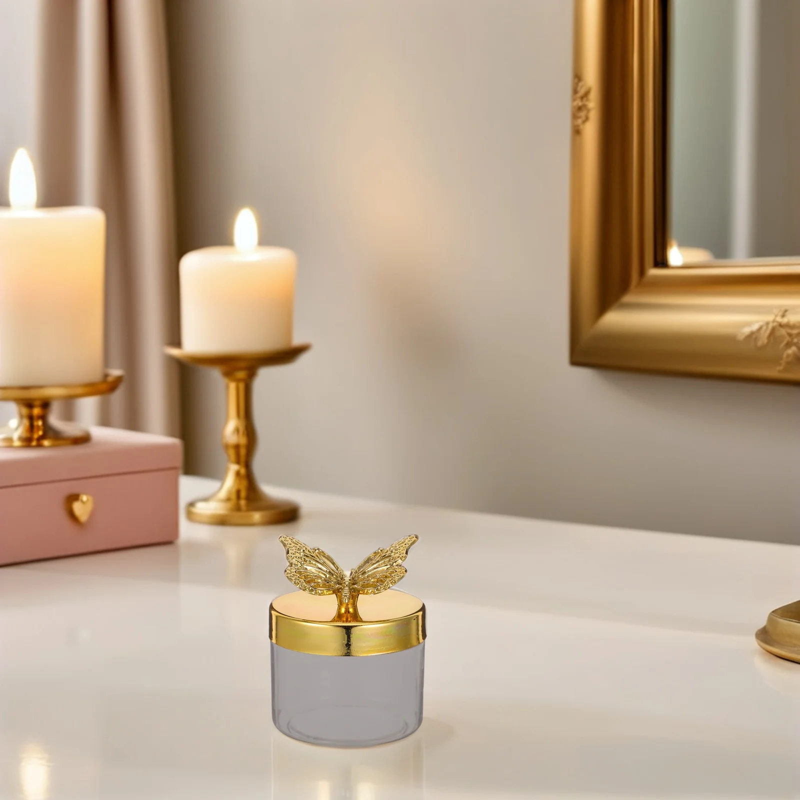 12Pcs European Style Wedding Candy Favor Boxes Butterfly Lid Clear Round Candy Storage Container Jars for Wedding Treats 
12Pcs European Style Wedding Candy Favor Boxes Butterfly Lid Clear Round Candy Storage Container Jars for Wedding Treats