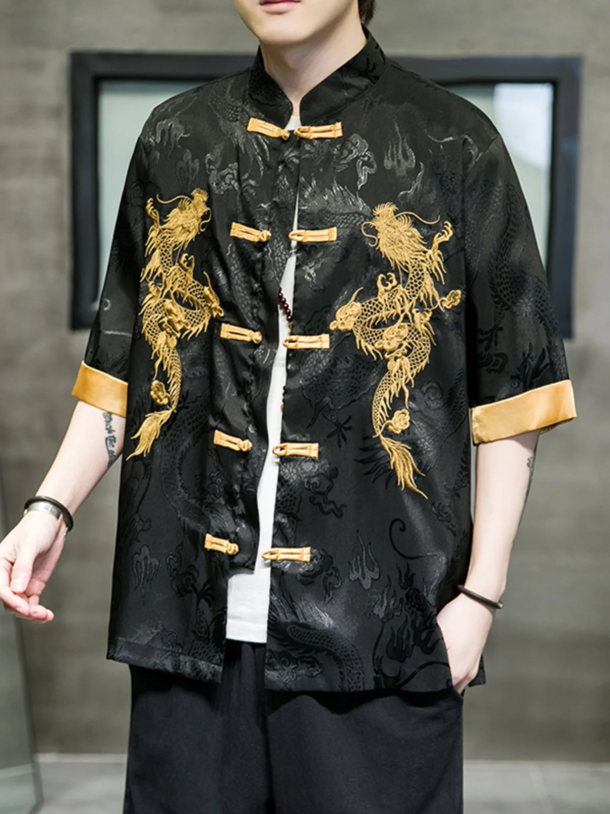 Men's Summer Thin Loose ort Sve irt Vintage Chinese Sle Button up Tang Suit Jaet Youth Faion Casual irt
Men's Summer Thin Loose ort Sve irt Vintage Chinese Sle Button up Tang Suit Jaet Youth Faion Casual irt