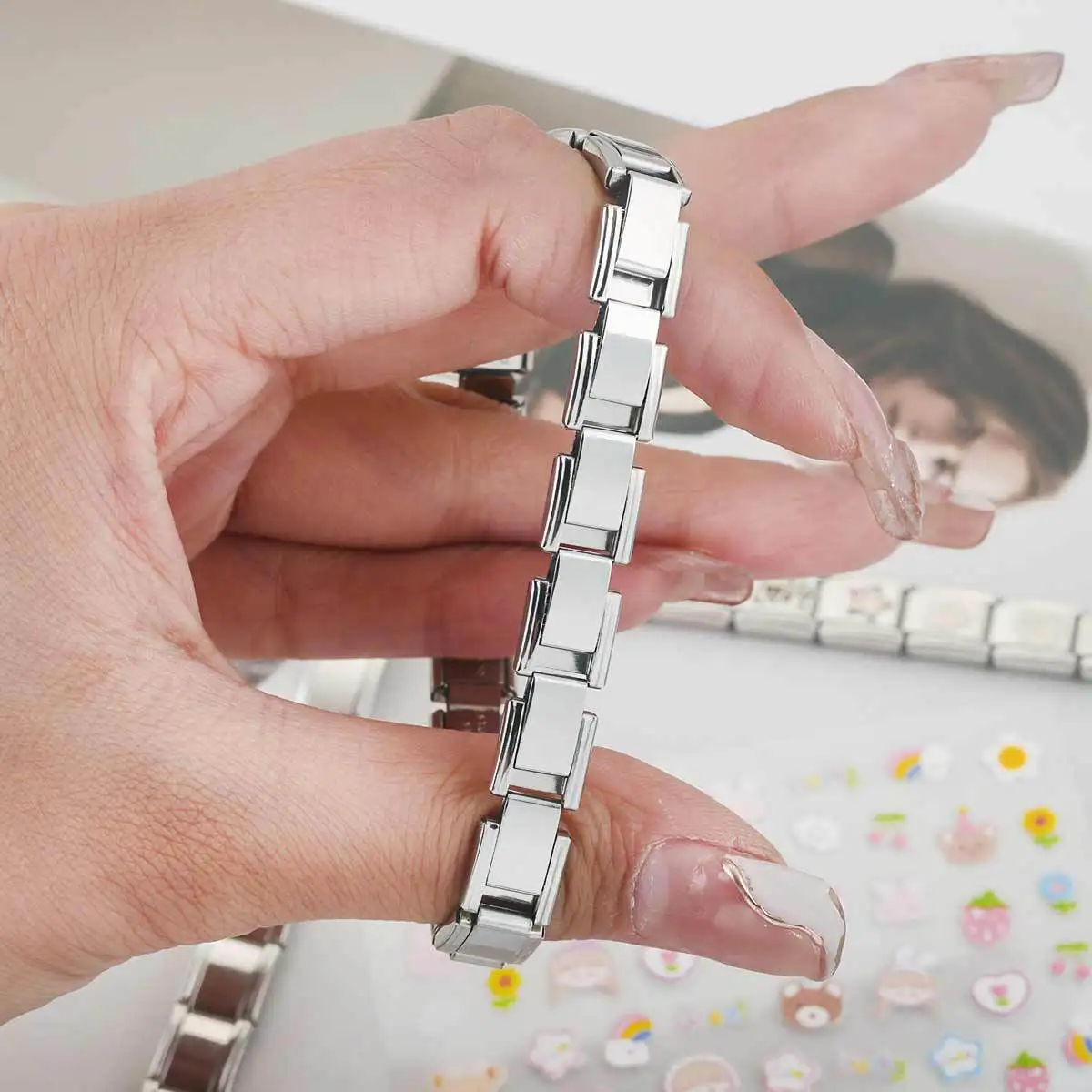 9 mm Wide Stainless Steel Bracelets Simple Trendy Style Daily Wear Silver-Color Charm Bracelet For Women On Party Unisex Style
9 mm Wide Stainless Steel Bracelets Simple Trendy Style Daily Wear Silver-Color Charm Bracelet For Women On Party Unisex Style