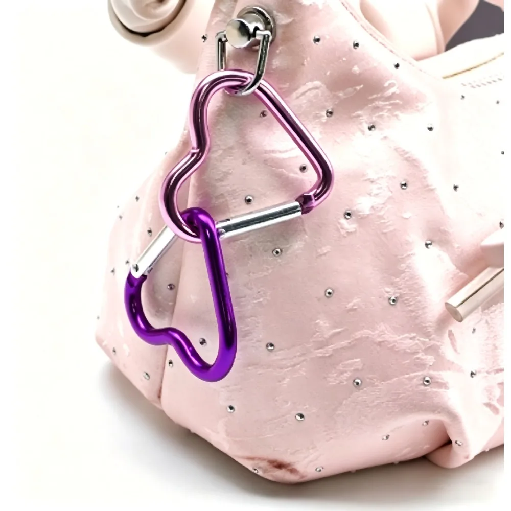 Men Women Heart Shaped Metal Carabiner Bag Keychain Personalized Y2k Phone Motorcycle Accessories Buckle Keying Pendant Gifts
Men Women Heart Shaped Metal Carabiner Bag Keychain Personalized Y2k Phone Motorcycle Accessories Buckle Keying Pendant Gifts