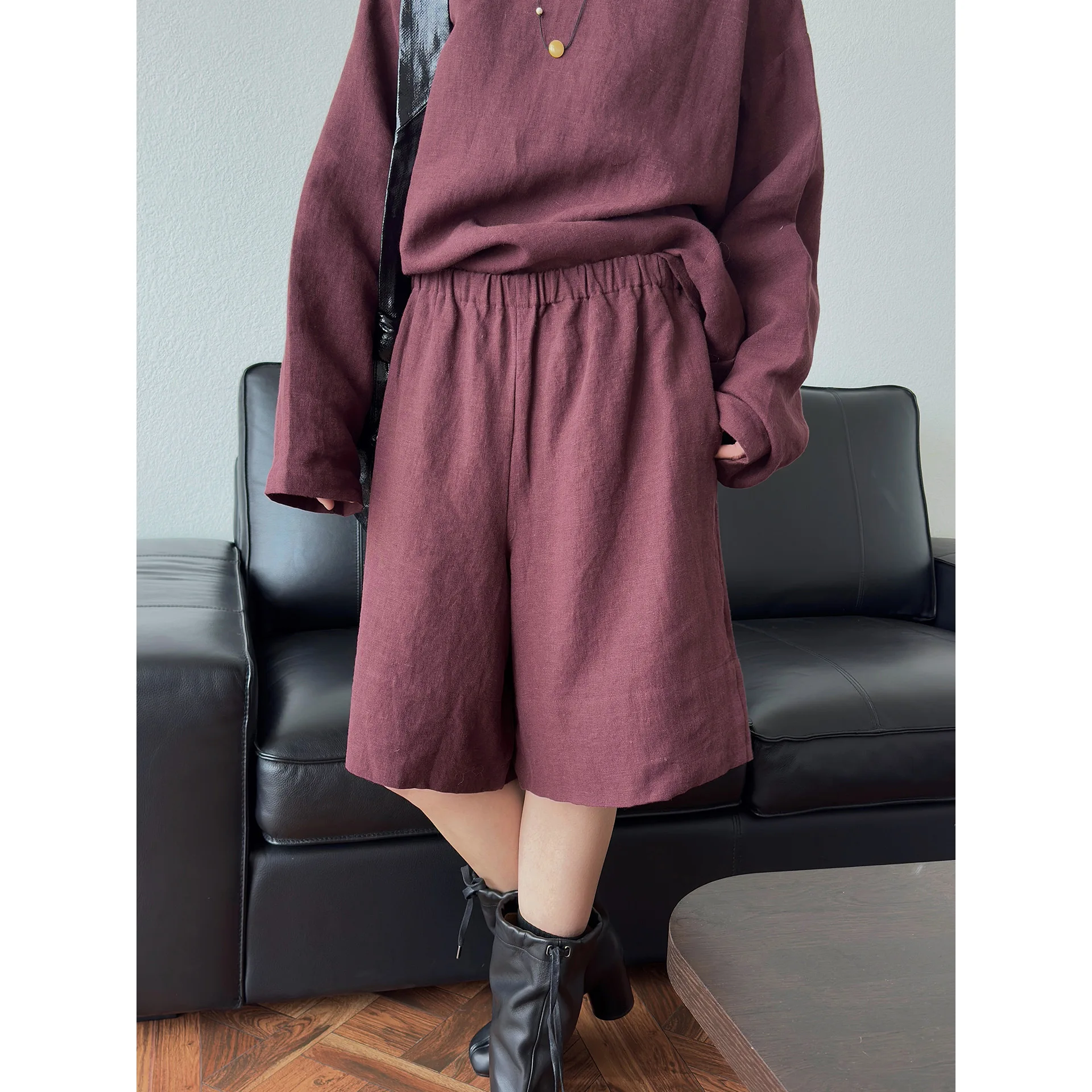 CALYMIX 2025 Women's Summer Linen Shorts Old Money Style Breathable Casual Shorts Burgundy White
CALYMIX 2025 Women's Summer Linen Shorts Old Money Style Breathable Casual Shorts Burgundy White