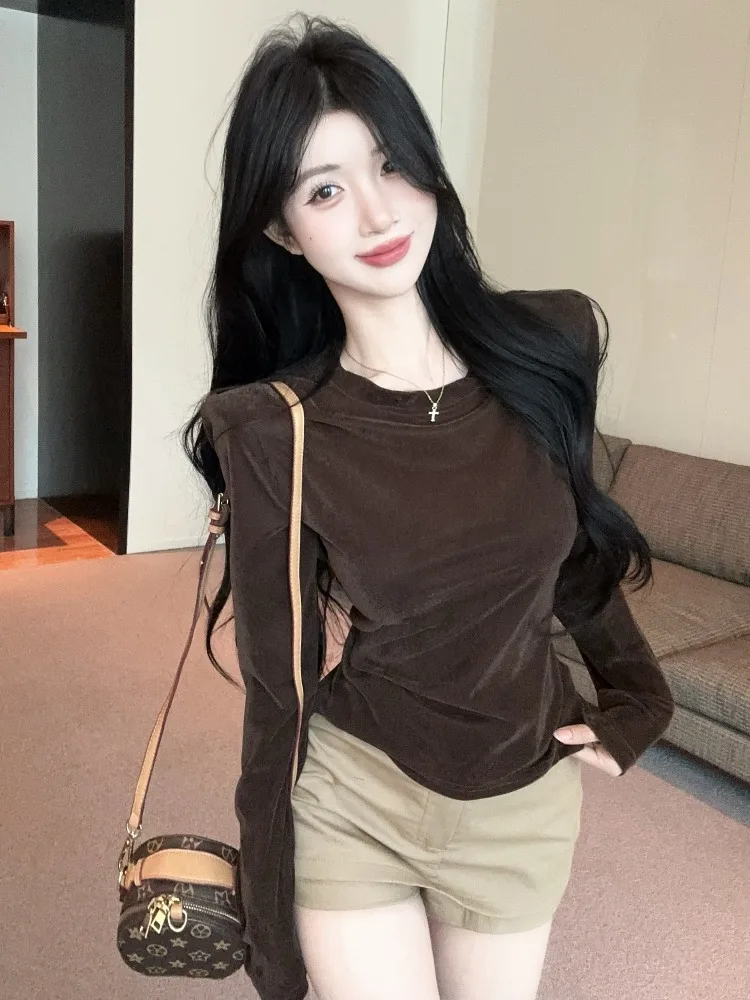 Sexy Lace Velvet Long Sleeve T-Shirt Women's Backless Design Base Shirt Inner Wear Autumn Winter Fashion Sensual Fake Two-Piece
Sexy Lace Velvet Long Sleeve T-Shirt Women's Backless Design Base Shirt Inner Wear Autumn Winter Fashion Sensual Fake Two-Piece