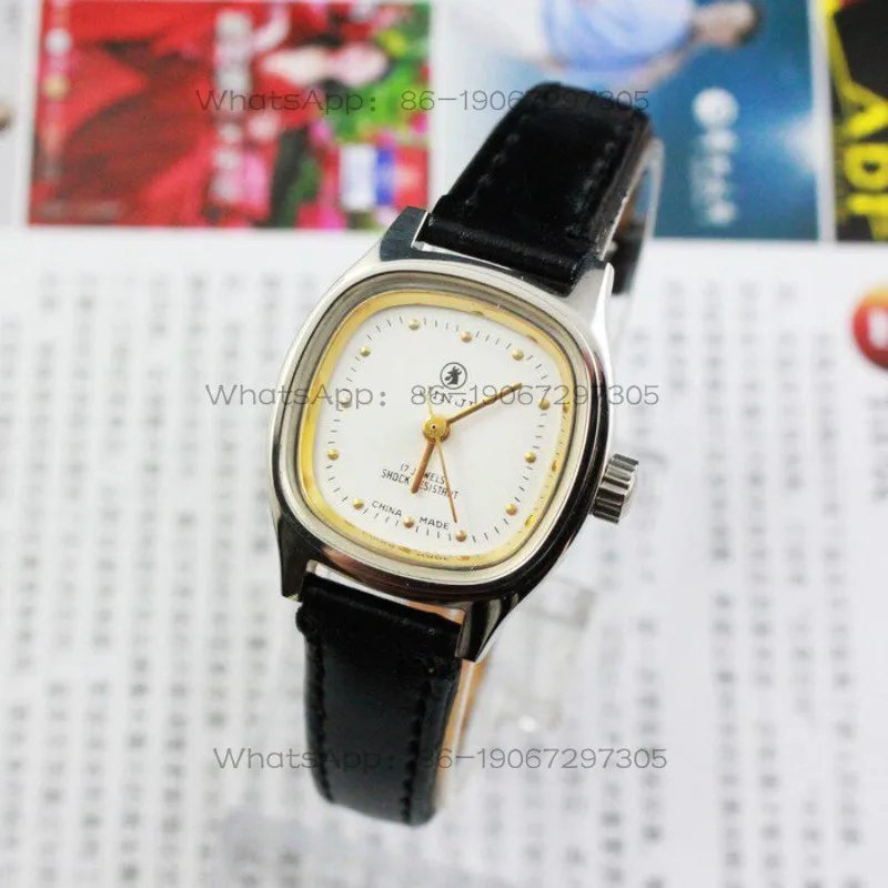 24-Hour Shipping Golden Rooster Ladies Manual Mechanical Watch, Diameter 26mm
24-Hour Shipping Golden Rooster Ladies Manual Mechanical Watch, Diameter 26mm