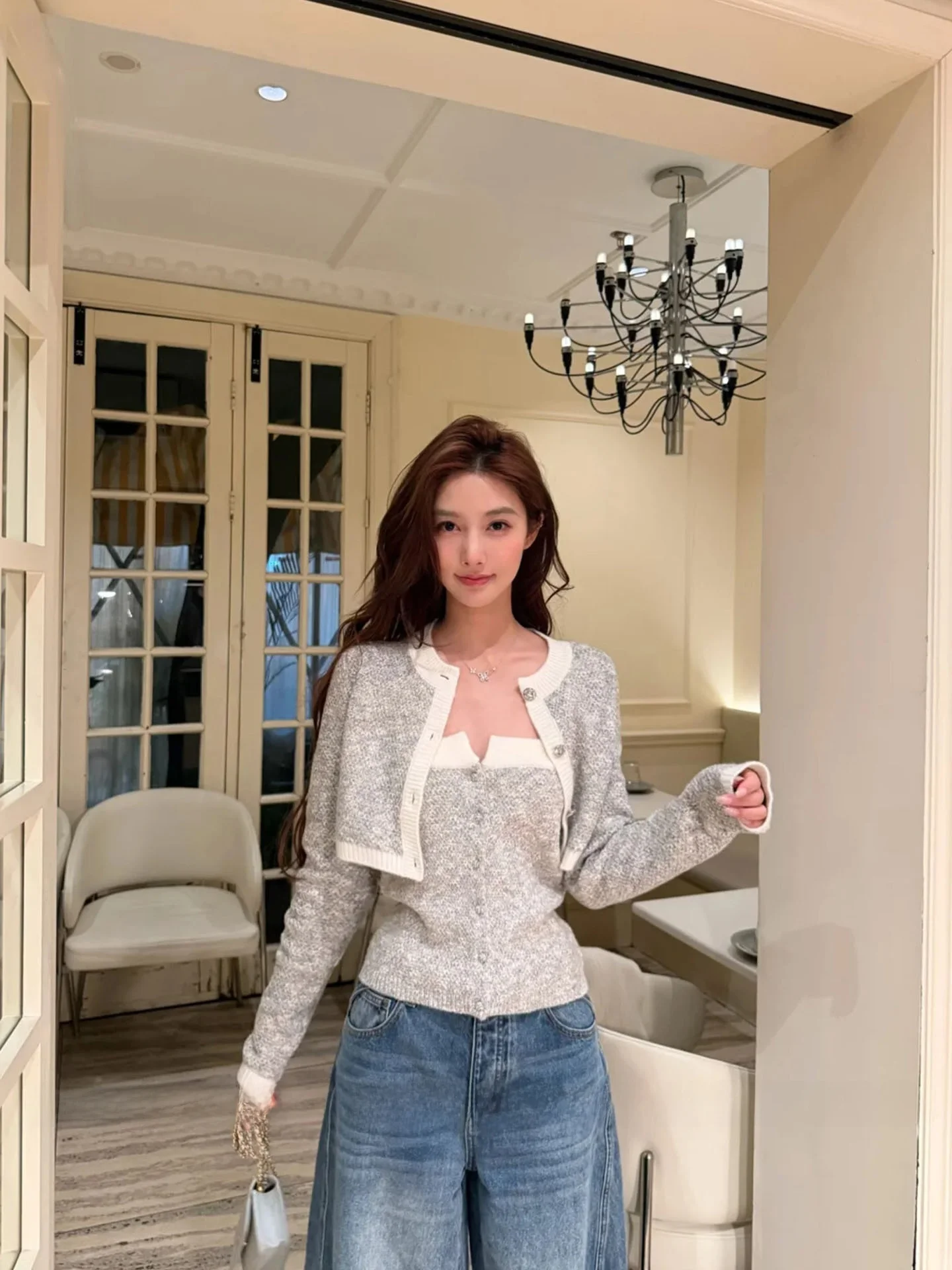 Grey High-End Women's Spring Fashion Set Strap Top Small Size Cardigan Outerwear Two-Piece Set Slim Fit round Neck Long Sleeve
Grey High-End Women's Spring Fashion Set Strap Top Small Size Cardigan Outerwear Two-Piece Set Slim Fit round Neck Long Sleeve