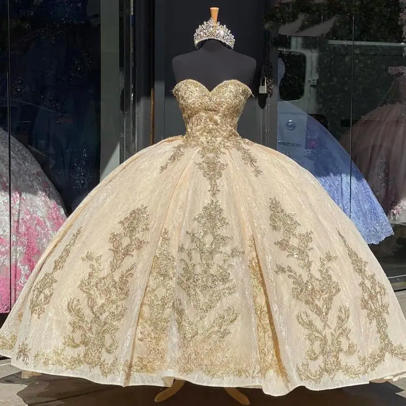 Customized Champagne Color Strapless Quinceanera Dress for Girl with Beads Lace up Lace Appliques Chapel Train Birthday Prom
Customized Champagne Color Strapless Quinceanera Dress for Girl with Beads Lace up Lace Appliques Chapel Train Birthday Prom