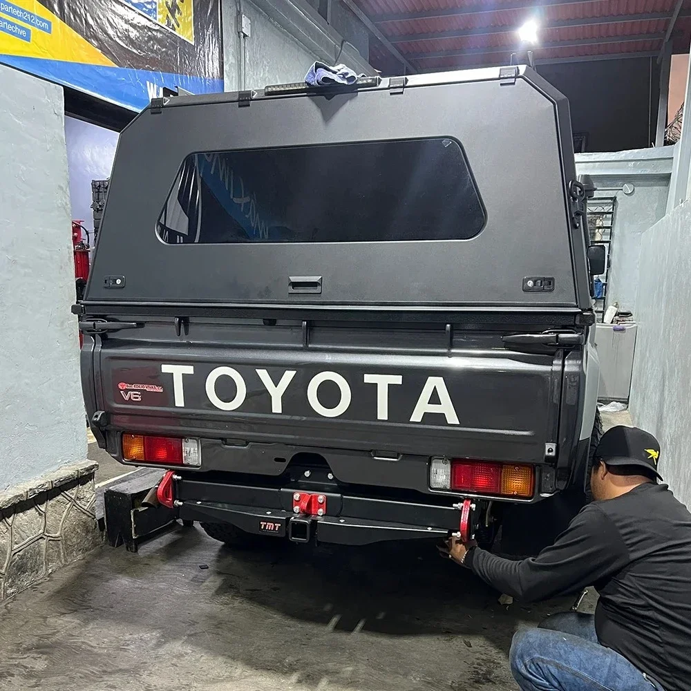 High Quality Pickup Truck Bed Caps Hardtop Waterproof With Windows LandCruiser Prado Lc79 Tonneau Toppers Canopy Cover for Sale
High Quality Pickup Truck Bed Caps Hardtop Waterproof With Windows LandCruiser Prado Lc79 Tonneau Toppers Canopy Cover for Sale
