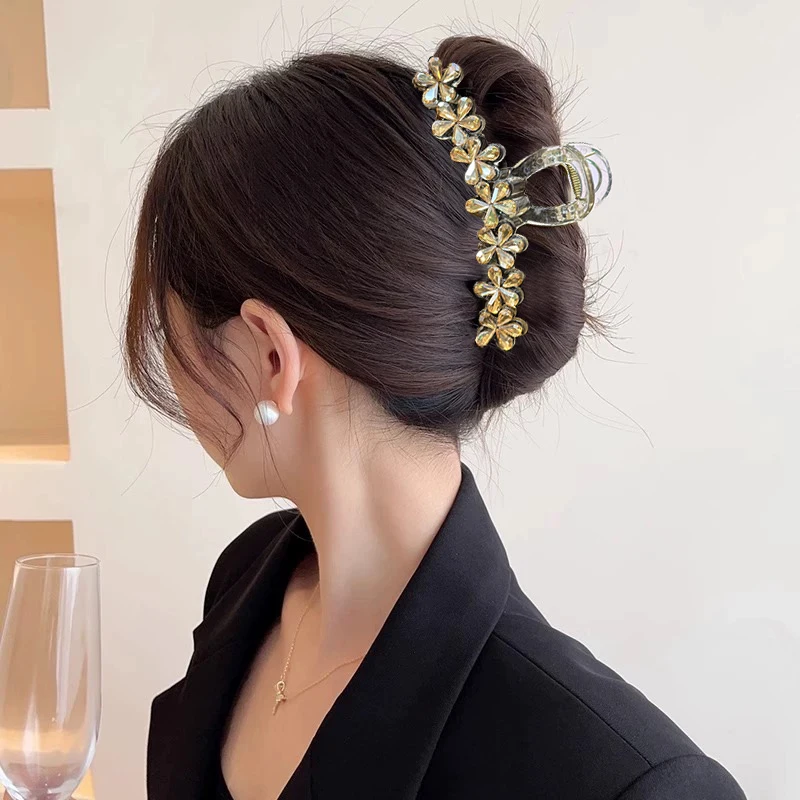 AWAYTR Women Flower Hair Claws Clip Large Barrette Crab Fashion Korea Acrylic Hairpins Shark Ponytail Girls Hair Accessories
AWAYTR Women Flower Hair Claws Clip Large Barrette Crab Fashion Korea Acrylic Hairpins Shark Ponytail Girls Hair Accessories