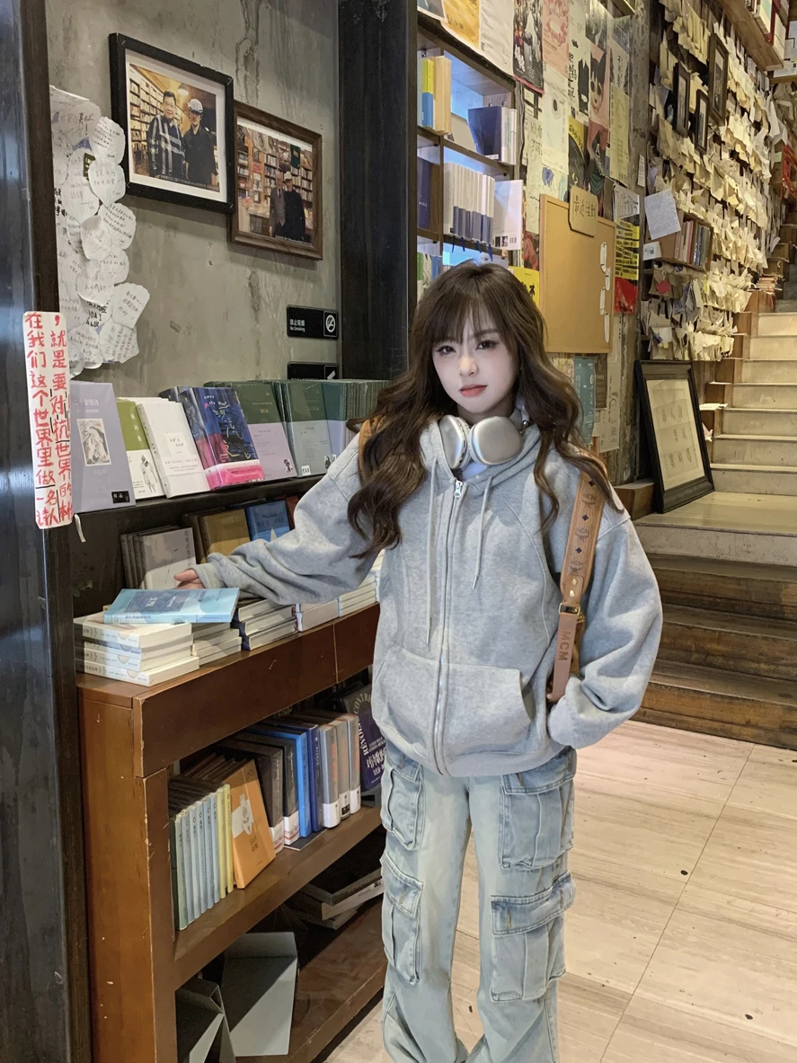 Свободная толстовка-худи для женщин, повседневная верхняя одежда, весенняя, с эффектом стройности, в стиле калифорнийской студентки
Свободная толстовка-худи для женщин, повседневная верхняя одежда, весенняя, с эффектом стройности, в стиле калифорнийской студентки