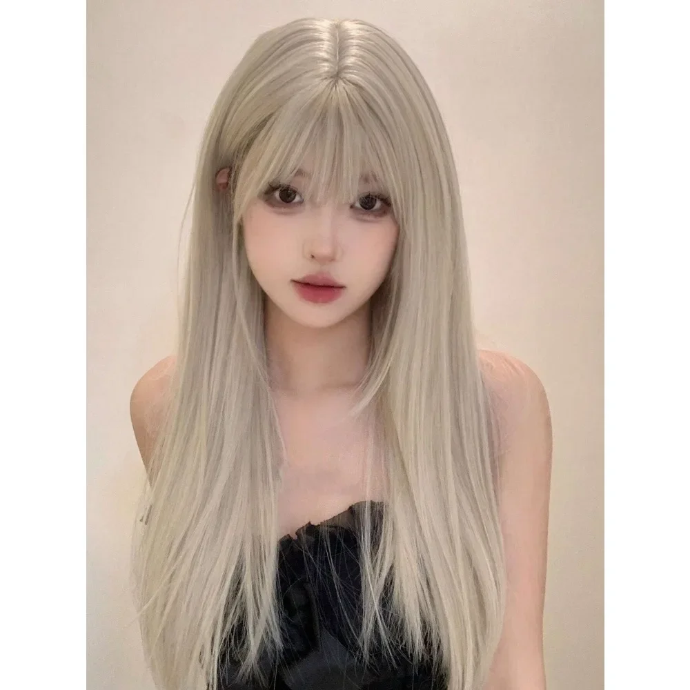 1 Piece Synthetic Heat-Resistant Straight Hairpiece In Beige Glod Hair Long Wig, 26 Inches Long, Made From Fiber, Suitable For Daily Use, Natural And Realistic Hairpiece.
1 Piece Synthetic Heat-Resistant Straight Hairpiece In Beige Glod Hair Long Wig, 26 Inches Long, Made From Fiber, Suitable For Daily Use, Natural And Realistic Hairpiece.
