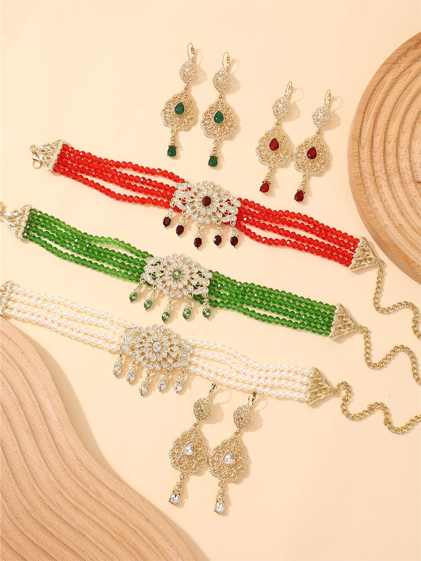 Moroccan ladies' jewelry set neck chain earrings 2-piece bridal abaya accessories evening party festival event sets ladies' gif
Moroccan ladies' jewelry set neck chain earrings 2-piece bridal abaya accessories evening party festival event sets ladies' gif