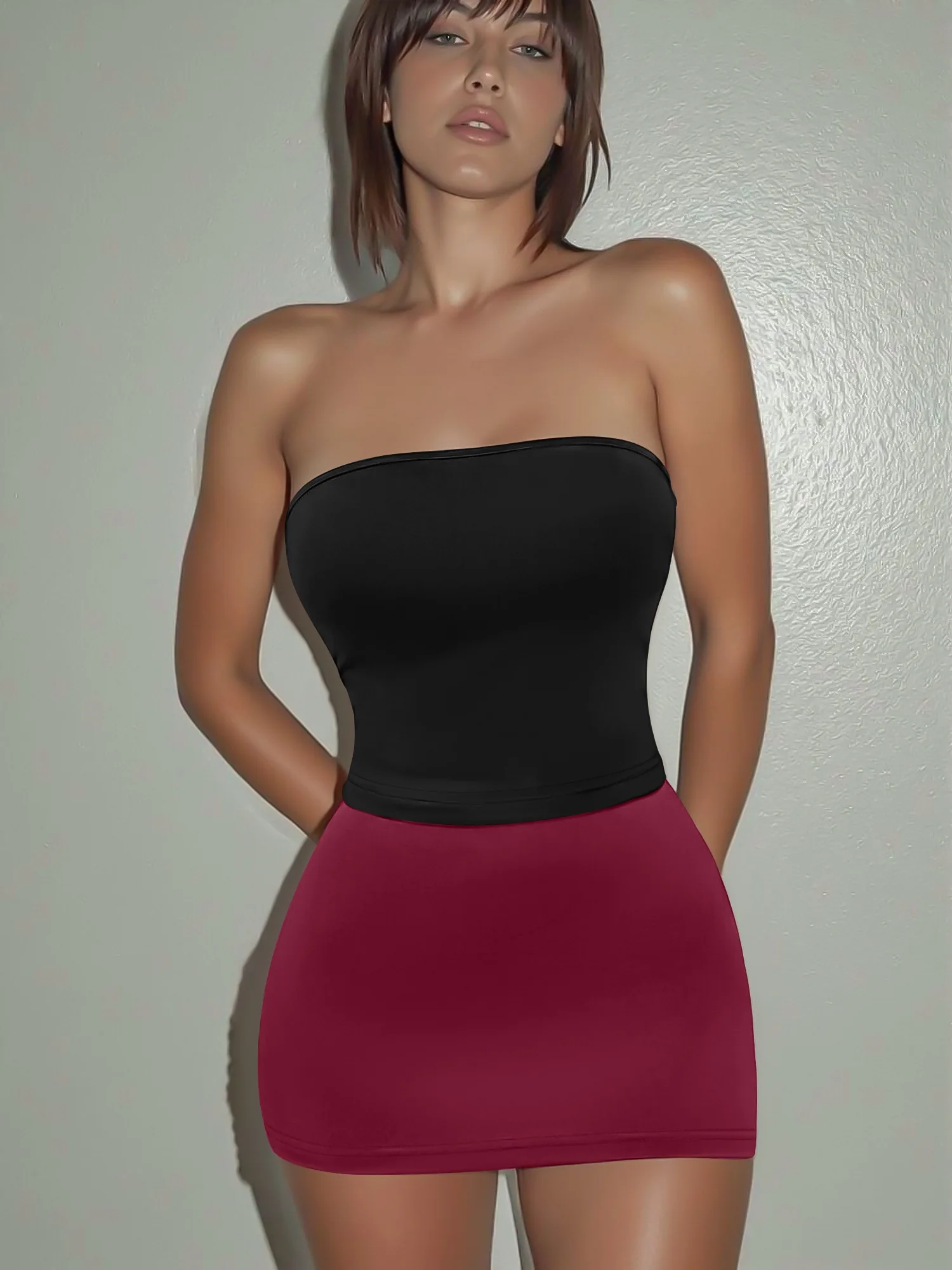 Y2K Aesthetic Bodycon 2 Piece Set Strapless Tube Top & Mini Skirt for Gen Z Girls
Y2K Aesthetic Bodycon 2 Piece Set Strapless Tube Top & Mini Skirt for Gen Z Girls