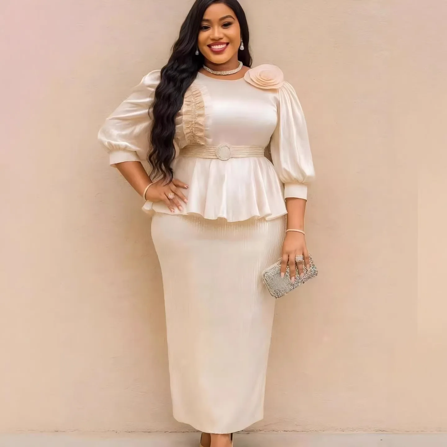 QMANSHA Couture Plus Size Ivory Satin Peplum Dress for Women Puff Sleeve Floral Applique Belted Midi Formal Evening Party Dress
QMANSHA Couture Plus Size Ivory Satin Peplum Dress for Women Puff Sleeve Floral Applique Belted Midi Formal Evening Party Dress