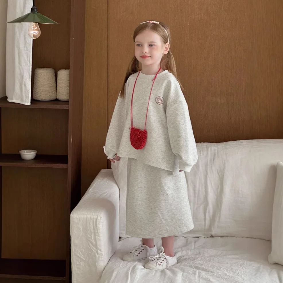 Комплект детской одежды YBFSKID из 2 предметов: хлопковые свитшоты и свободные юбки для девочек, однотонные наряды для малышей
Комплект детской одежды YBFSKID из 2 предметов: хлопковые свитшоты и свободные юбки для девочек, однотонные наряды для малышей