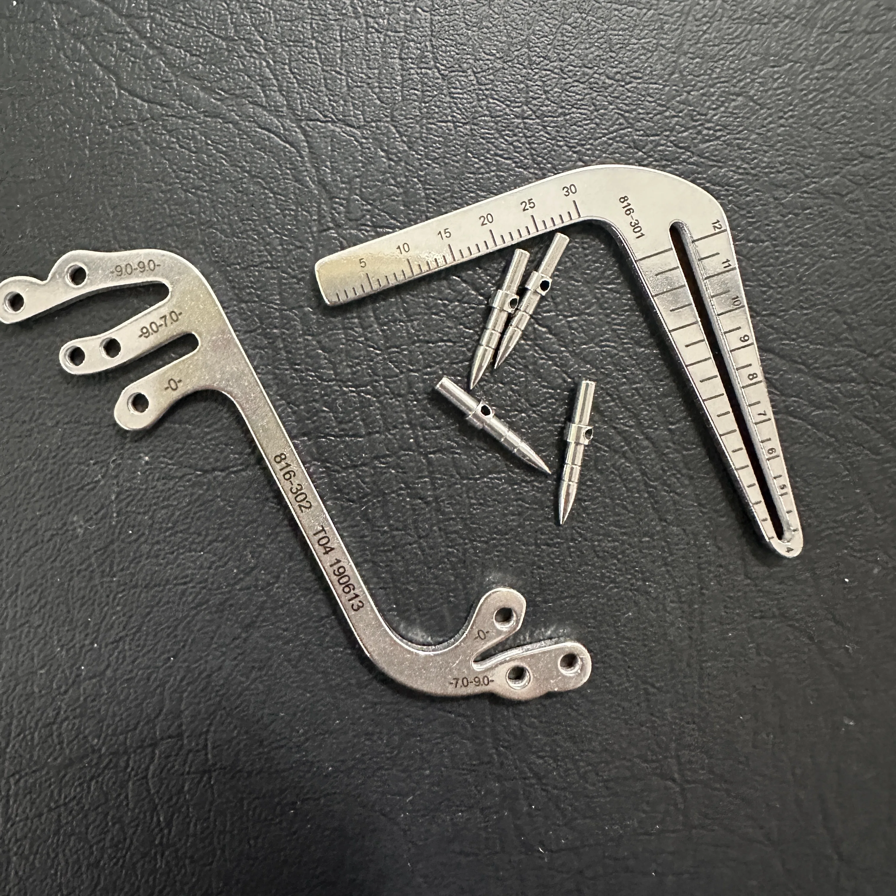 Dental Implant Drill Guide Locator Instruments Set Tooth Measuring Ruler Calipers
Dental Implant Drill Guide Locator Instruments Set Tooth Measuring Ruler Calipers
