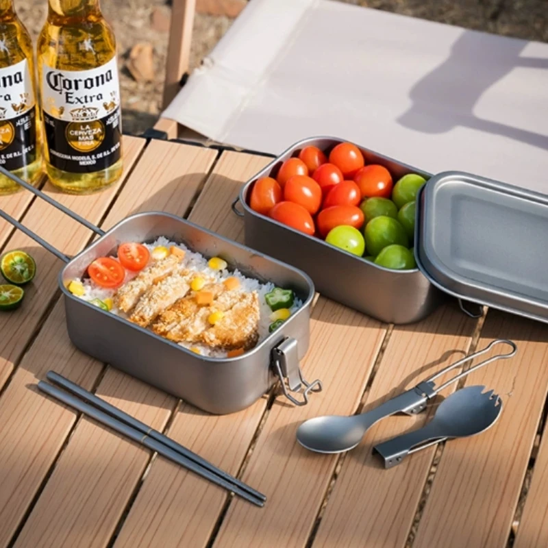 Titanium handle lunch box with airtight seal, foldable tableware, suitable for outdoor use and portability
Titanium handle lunch box with airtight seal, foldable tableware, suitable for outdoor use and portability