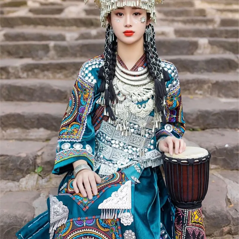 National dress female dressed singer host performance trip photography photo new clothing
National dress female dressed singer host performance trip photography photo new clothing