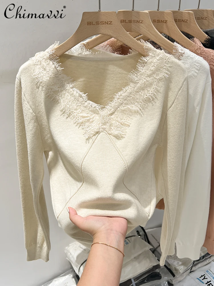 Apricot V-neck Knitted Sweater Women's Fashion Long-sleeved Loose Autumn and Winter Sexy Girl Lace Spliced Top Bottoming Shirt
Apricot V-neck Knitted Sweater Women's Fashion Long-sleeved Loose Autumn and Winter Sexy Girl Lace Spliced Top Bottoming Shirt