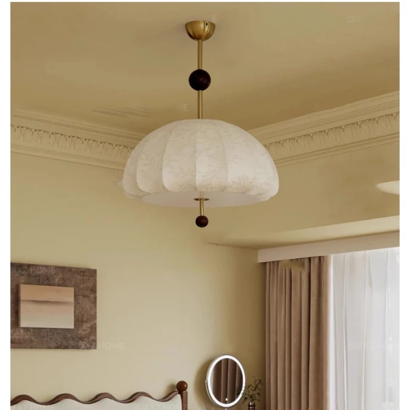 Room designer American retro study bedroom chandelier cloakroom fabric ambient light
Room designer American retro study bedroom chandelier cloakroom fabric ambient light