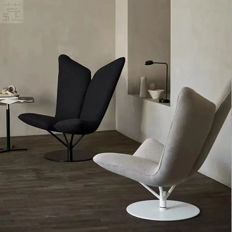 Nordic modern designer creative leisure back sofa chair model room villa living room day Internet celebrity make wing chair
Nordic modern designer creative leisure back sofa chair model room villa living room day Internet celebrity make wing chair