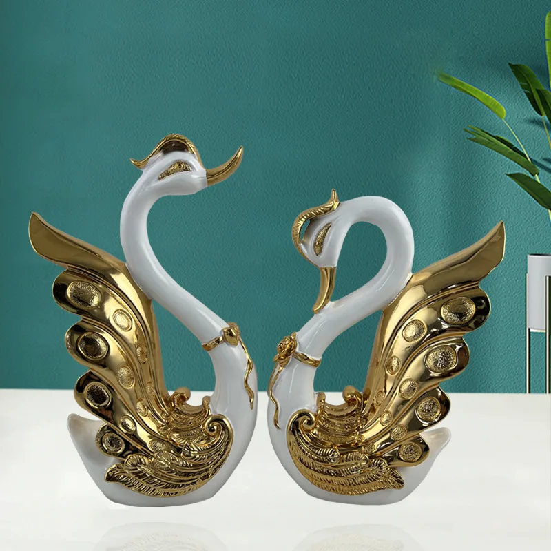 Resin electroplating new swan ornaments European home furnishing living room decorations wedding room housewarming gifts han
Resin electroplating new swan ornaments European home furnishing living room decorations wedding room housewarming gifts han