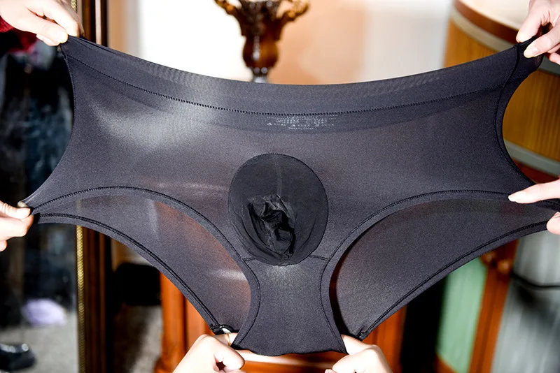 Мужские шелковистые гладкие трусики с выпуклым мешочком, эластичные бесшовные трусики, большие размеры, чулки, гей-белье
Мужские шелковистые гладкие трусики с выпуклым мешочком, эластичные бесшовные трусики, большие размеры, чулки, гей-белье