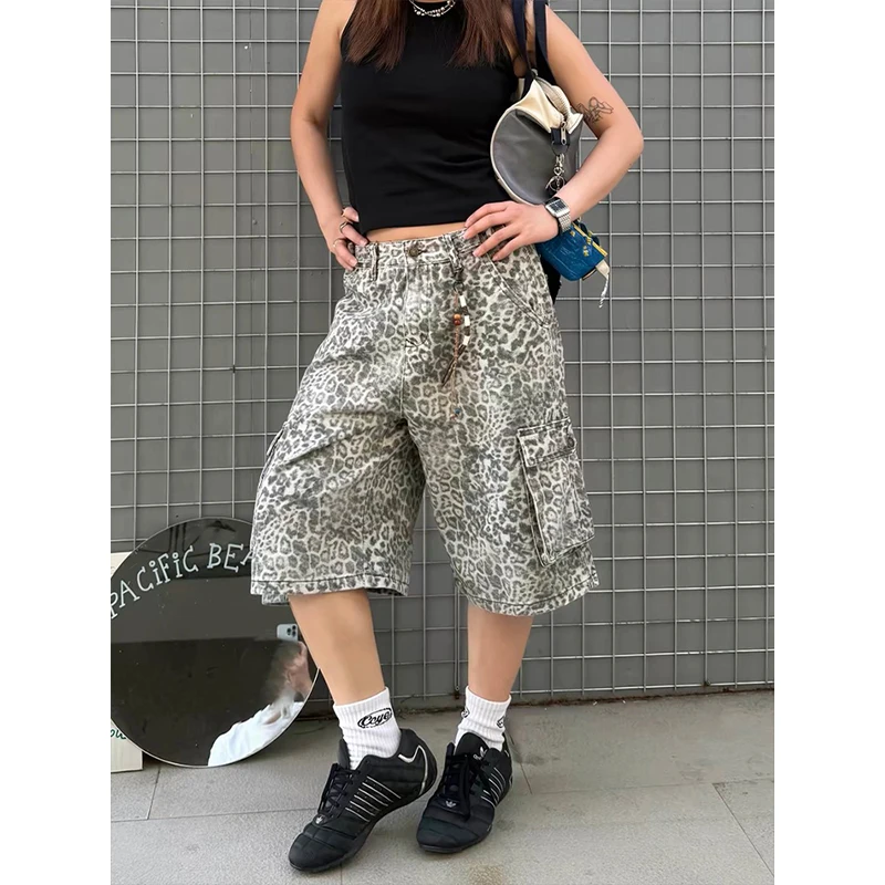 American Retro Leopard Print Workwear Seven-Foot Pants Loose Design Women's Multi-Pocket Denim Shorts Casual Trousers Summer
American Retro Leopard Print Workwear Seven-Foot Pants Loose Design Women's Multi-Pocket Denim Shorts Casual Trousers Summer