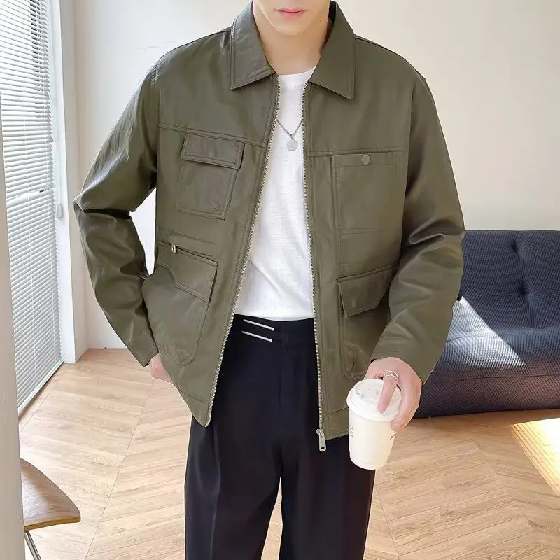 PU Leather Jacket for Men Casual Loose Collar Spring Autumn Style High Quality Workwear Coat Teenage Boys Fashion
PU Leather Jacket for Men Casual Loose Collar Spring Autumn Style High Quality Workwear Coat Teenage Boys Fashion