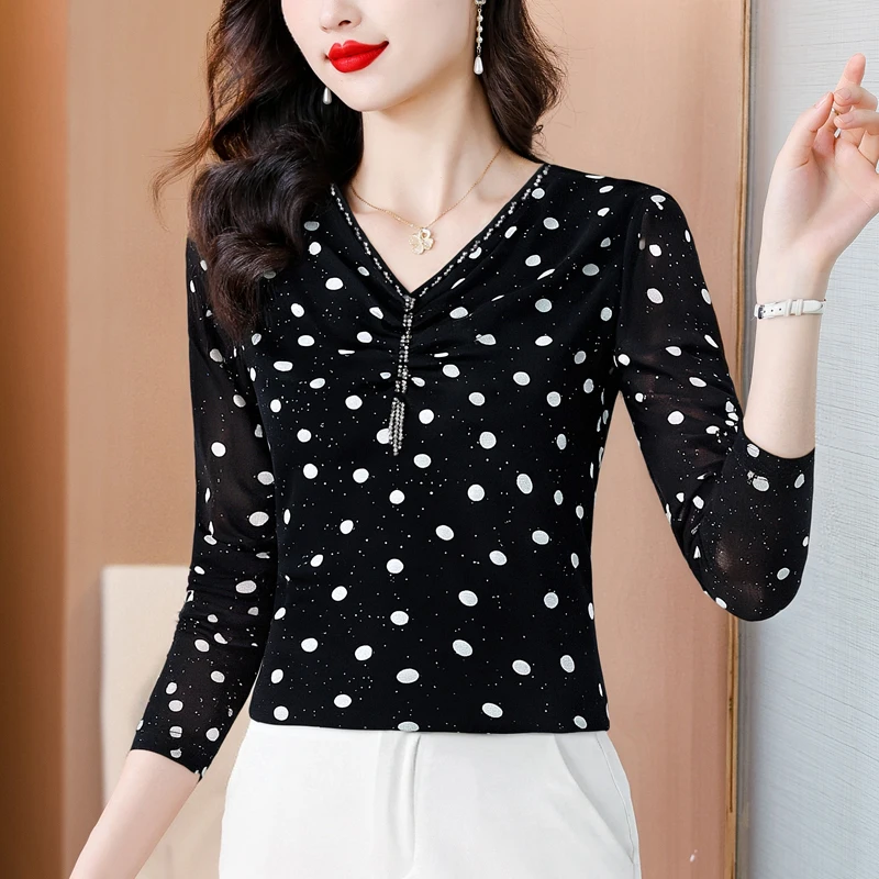 2025 Autumn Fashion Long Sleeved T Shirt V-neck Slim Polka Dot Causal Tops Korean Women Mesh Shirt
2025 Autumn Fashion Long Sleeved T Shirt V-neck Slim Polka Dot Causal Tops Korean Women Mesh Shirt