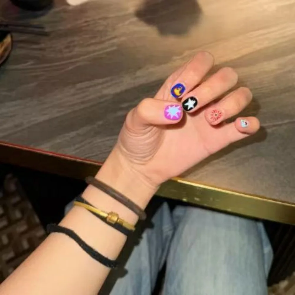10Pcs Y2K Handmade Press on Nails Star Fake Nails Wearable Stick-on Nails False Nail With Design Acrylic Nail For Girls
10Pcs Y2K Handmade Press on Nails Star Fake Nails Wearable Stick-on Nails False Nail With Design Acrylic Nail For Girls